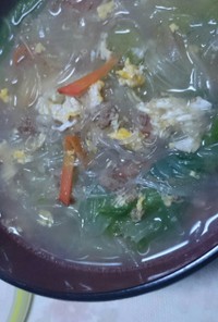 肉味噌とレタスの超簡単！中華風春雨スープ