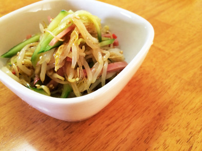 もやしときゅうりとハムの中華風サラダの写真