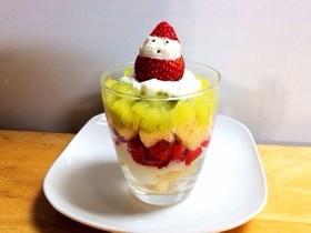 クリスマス☆重ねて簡単♪コップケーキ