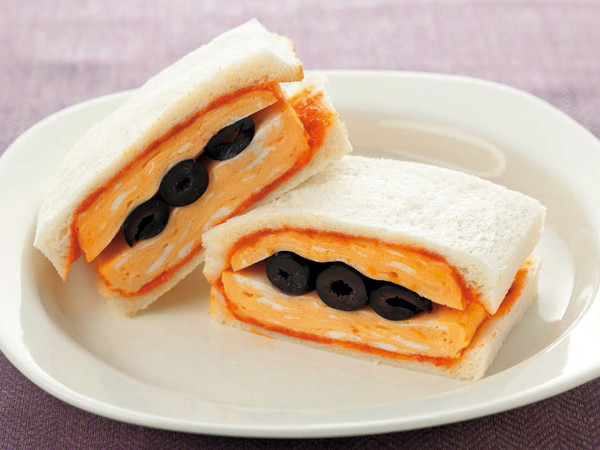 厚焼き卵のサンドイッチ