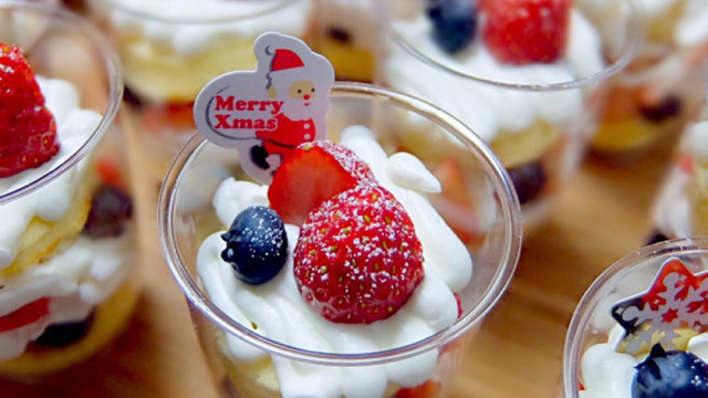 クリスマス会に 小分けのクリスマスケーキ レシピ 作り方 By Ko Machi クックパッド 簡単おいしいみんなのレシピが350万品