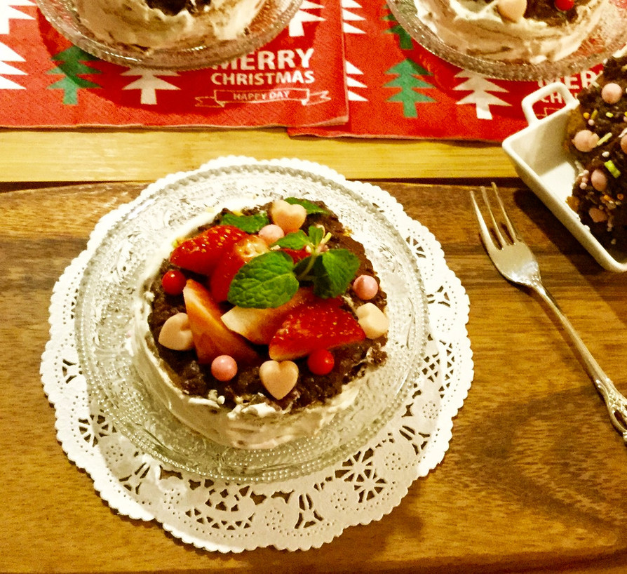 苺たっぷり♡チョコクリームケーキの画像