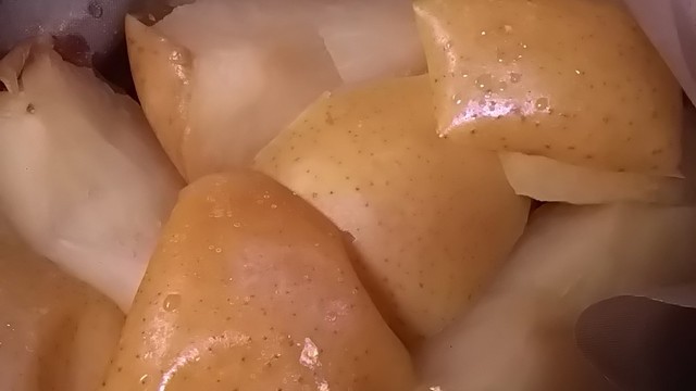 ダッチオーブンで砂糖なしの焼きりんご レシピ 作り方 By 洒々落々 クックパッド 簡単おいしいみんなのレシピが360万品