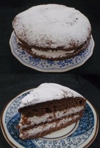 バニラクリームのココアスポンジケーキ