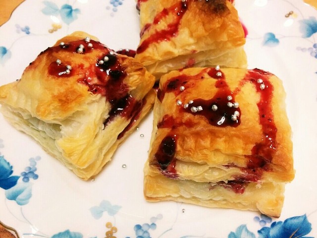 チョコもちのパイ包み ブルーベリーがけ レシピ 作り方 By Michakio クックパッド 簡単おいしいみんなのレシピが352万品 チョコもちのパイ包み ブルーベリーがけ レシピ 作り方 By Michakio クックパッド 簡単おいしいみんなのレシピが352万品