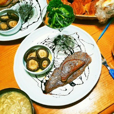 見た目豪華お家ビストロ神戸肉とフォアグラの写真