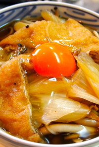 東京うこっけいの卵できつね蕎麦