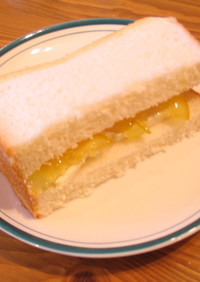 クリームチーズと柚子茶のサンドイッチ
