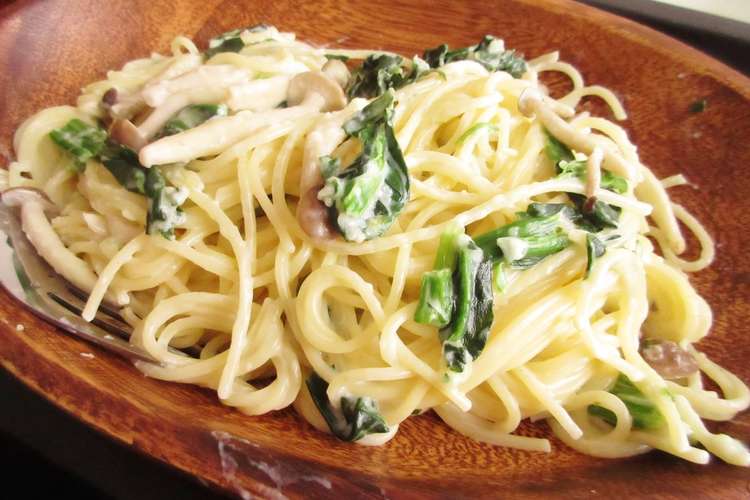 ほうれん草としめじのホワイトパスタ レシピ 作り方 By ａｋｉ09 クックパッド