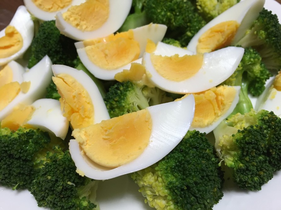 簡単‼ブロッコリーとゆで卵のサラダの画像