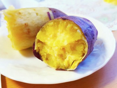 レンジで簡単❇しっとりねっとり甘い焼き芋の写真