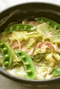 豚肉とキャベツの豆乳スープ煮