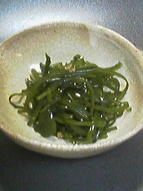 切り昆布のしょうが醤油和え