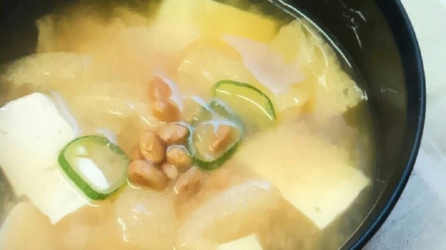 大豆三昧の味噌汁 豆腐 納豆 油揚げ入り レシピ 作り方 By ゆう1956 クックパッド