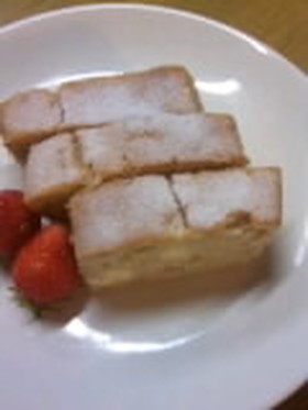 ホイップいちごケーキ