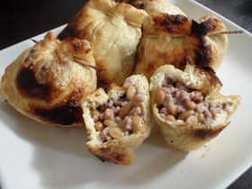 (∵)屋:香ばし納豆巾着