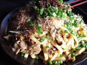 我が家のレシピ!あっさり焼きうどん♡