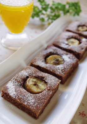 混ぜるだけ!くるみとココアのバナナケーキ