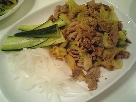 春キャベと豚肉炒めwith味ポン