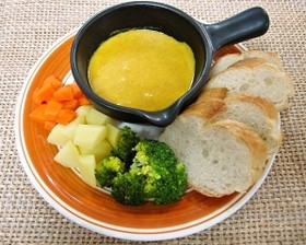 即席カレーのカレーフォンデュ
