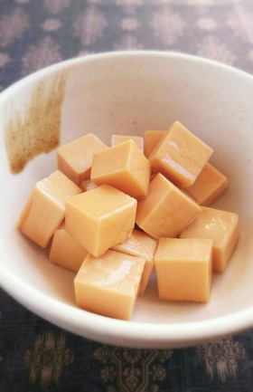 簡単おつまみ★チーズの醤油漬け