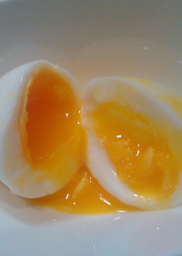 スルッときれいな半熟ゆで卵