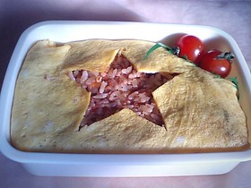 ミートソースで簡単オムライス弁当♪