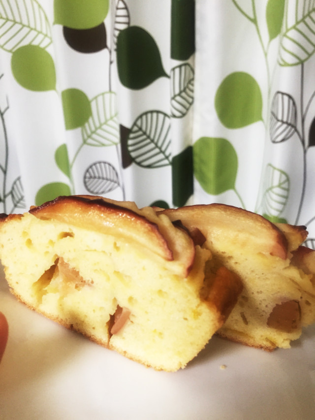 りんごとゆずのパウンドケーキの画像