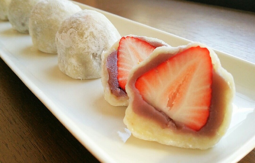 ミルク餅で苺大福♡の画像