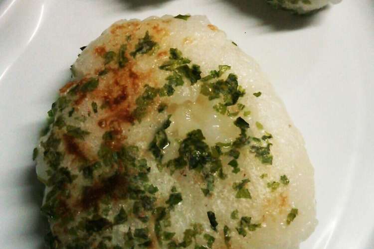 離乳食完了期 青のりチーズ焼おにぎり レシピ 作り方 By ｙｏｕ太 クックパッド 簡単おいしいみんなのレシピが352万品