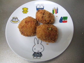 キャベたまメンチ
