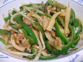 うちの☆野菜たっぷり♪チンジャオロースー