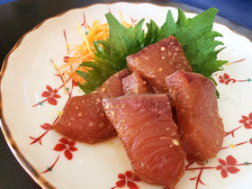 混ぜるだけ♪オリーブハマチのごまだれ漬け