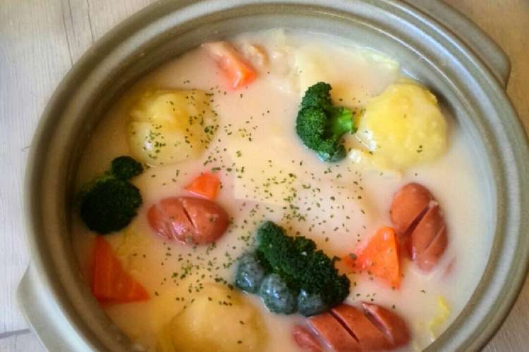 お餅シチュー鍋 レシピ 作り方 By ななはんのおだいどこ クックパッド 簡単おいしいみんなのレシピが350万品