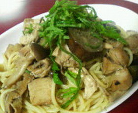 とりとキノコとなすの柚子胡椒パスタ