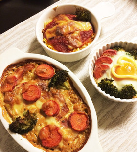 味噌ラーメンで♪3種の彩りグラタン