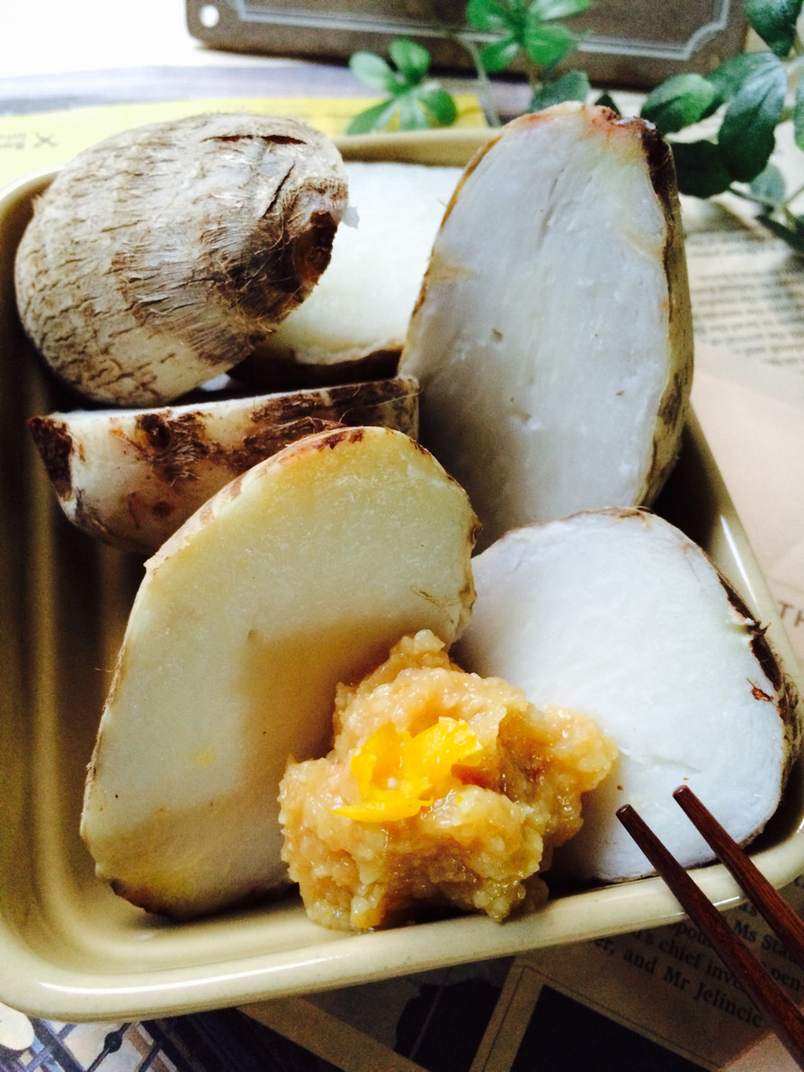 簡単！茹でた里芋をゆず味噌で食べましょ♡の画像