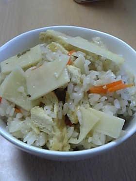 簡単タケノコ炊き込みご飯♪
