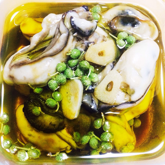 牡蠣の実山椒オイル漬け レシピ 作り方 By Emipou クックパッド 簡単おいしいみんなのレシピが357万品