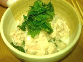 ミルクしゃばしゃばらっきょうツナ丼