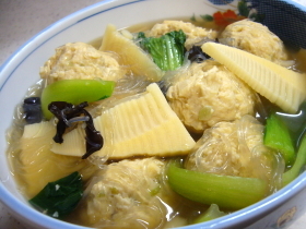 Wたけのこ☆鶏団子と春雨のスープ煮