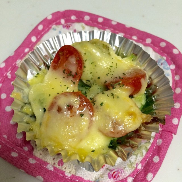 ブロッコリーとミニトマトのチーズ焼き レシピ 作り方 By ひろママ クックパッド 簡単おいしいみんなのレシピが351万品 ブロッコリーとミニトマトのチーズ焼き レシピ 作り方 By ひろママ クックパッド 簡単おいしいみんなのレシピが351万品