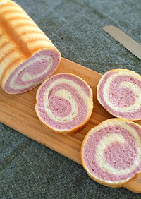 トヨ型で２色うずまきラウンド食パン