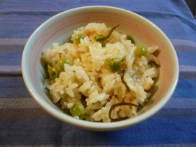 塩昆布入り☆豆ご飯