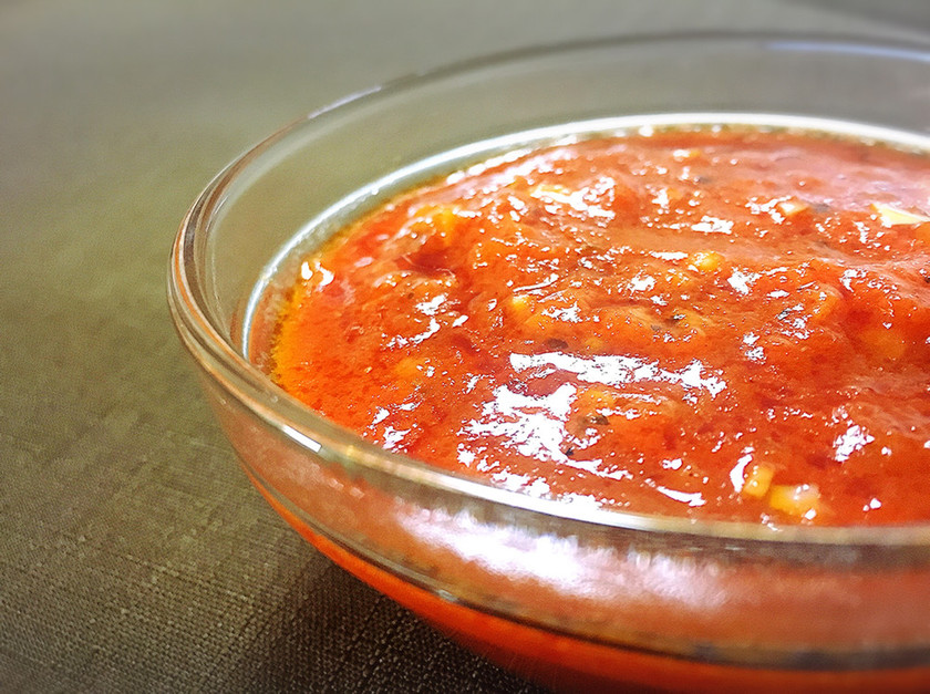 材料7つで作るトマトソースのレシピ