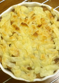 里芋と挽肉の味噌マヨグラタン