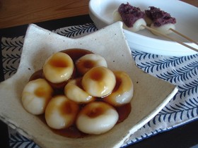 ふわふわみたらし団子