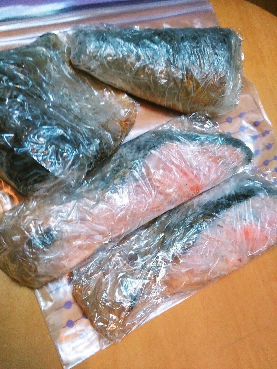 焼き魚の冷凍保存の画像