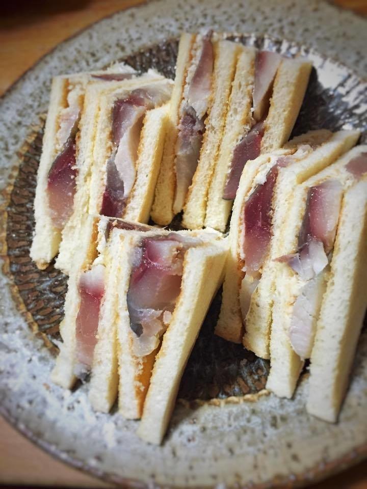 「美味しんぼ」のシメサバサンドイッチの画像
