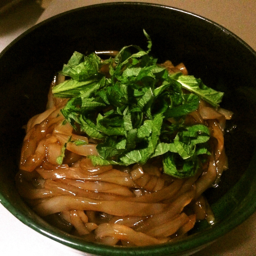 いかそうめんと納豆の和え物の画像